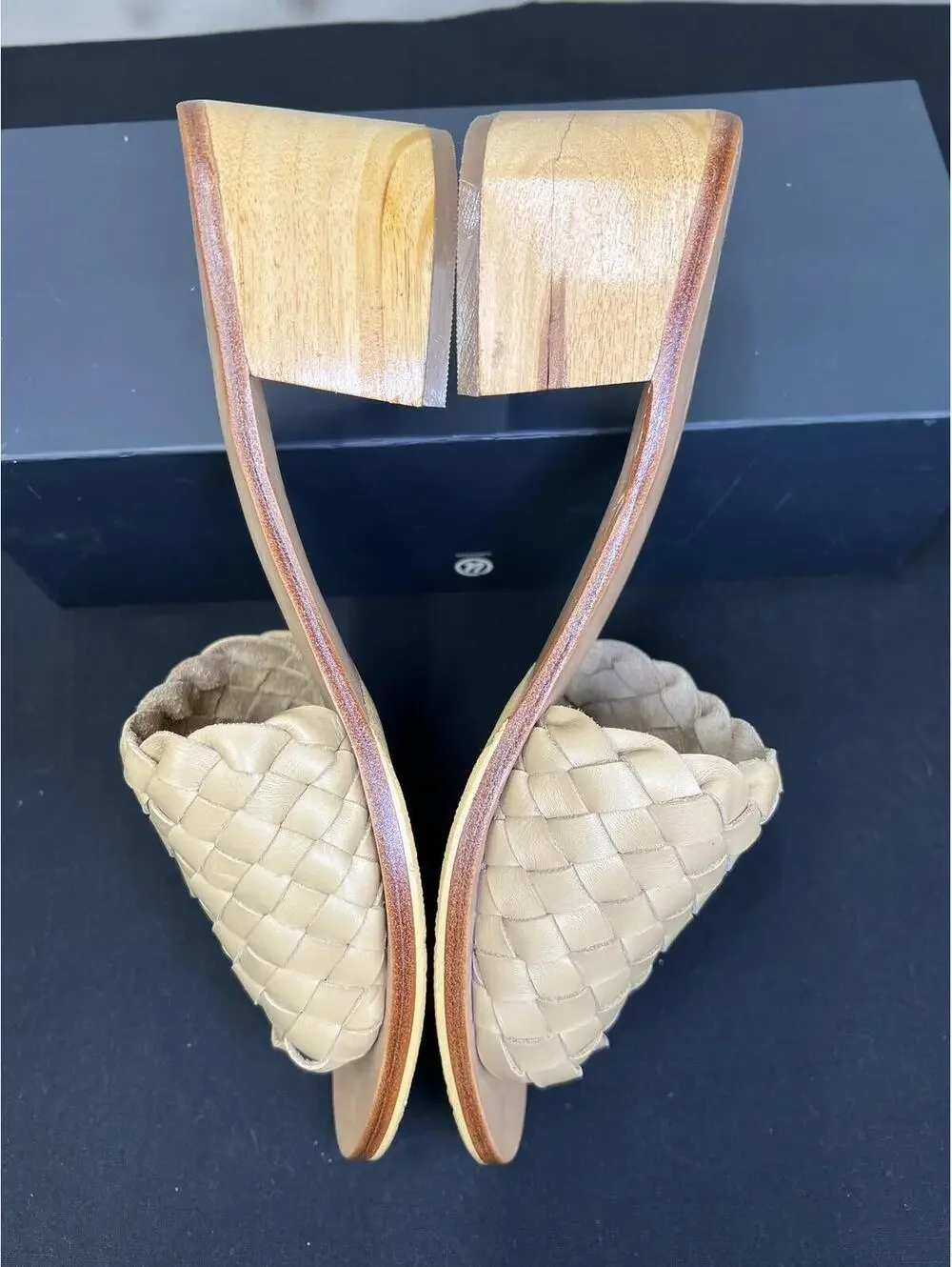 LIBERTE Santorini Leather mules size 10 - Picture 7 of 9